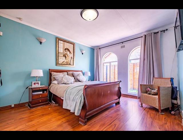 5 BEDROOM HOUSE FOR SALE IN BRACKENDOWNS